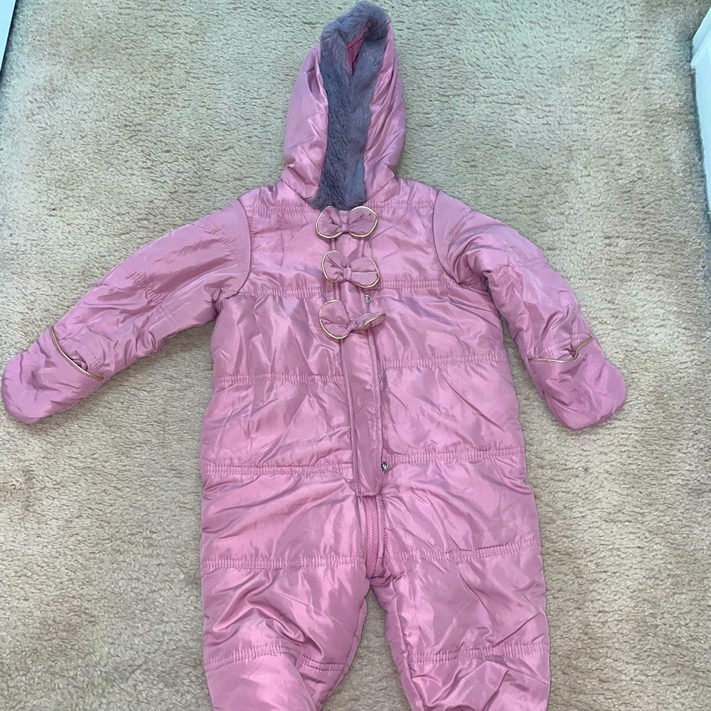 First impressions Snowsuit 18M like new